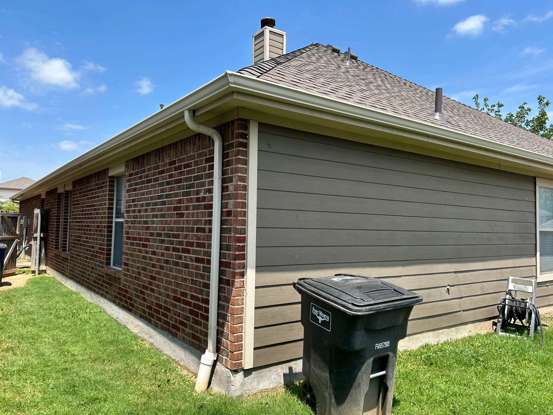 Gutter Replacement - Image 8